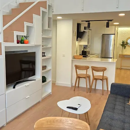Del Parque Flats Dos Aceras Penthouse شقة مالقة