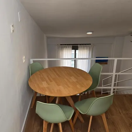 Del Parque Flats Dos Aceras Penthouse شقة مالقة